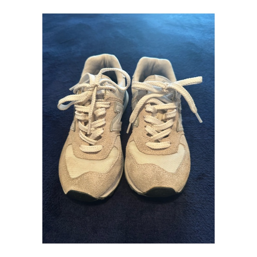 New Balance 574 Grey/White Women's Size 5 USW